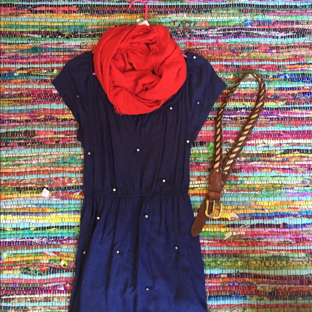 Super cute dress!